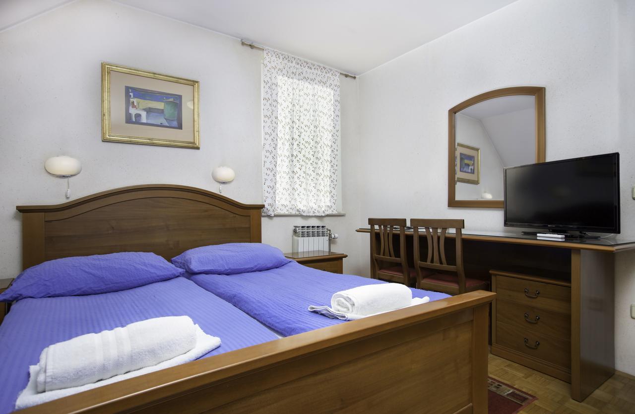 Guesthouse Janez Марибор Экстерьер фото
