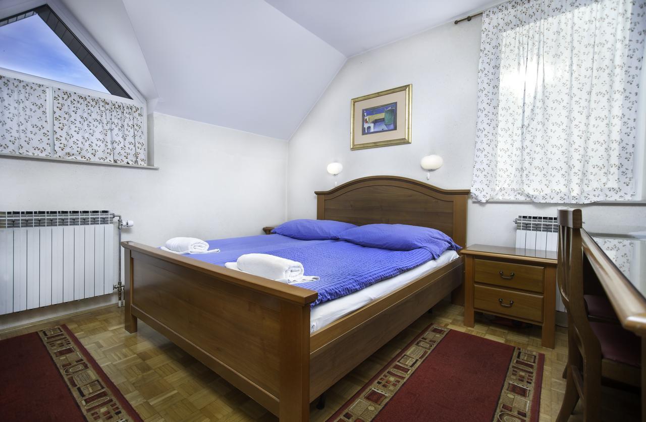 Guesthouse Janez Марибор Экстерьер фото